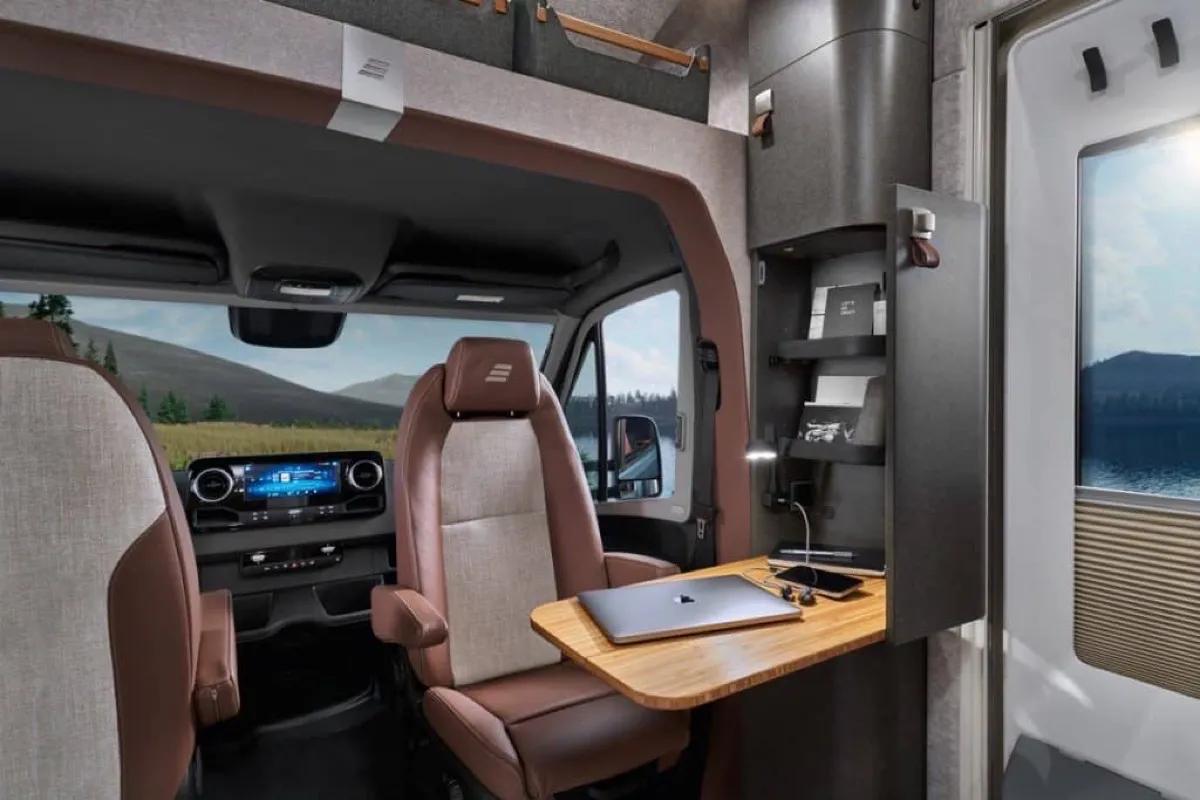 Travailler dans le Hymer venture s